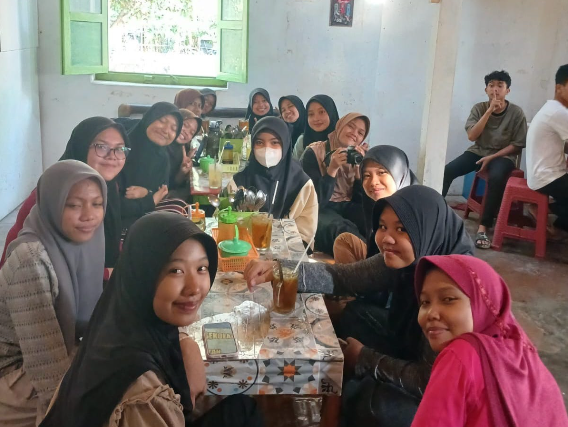 Suasana Warung - SOIM CABANG 3