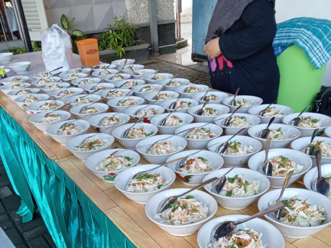  Pesanan soto sapi 170 Porsi